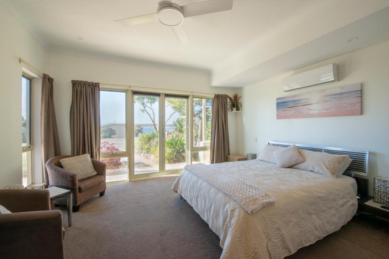 Searenity Holiday Accommodation Emu Bay Bagian luar foto
