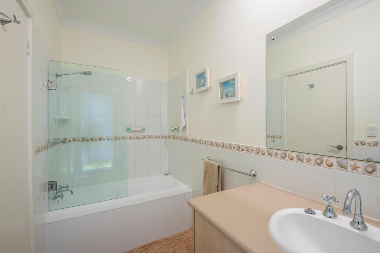 Searenity Holiday Accommodation Emu Bay Bagian luar foto