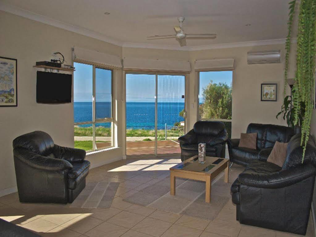 Searenity Holiday Accommodation Emu Bay Bagian luar foto