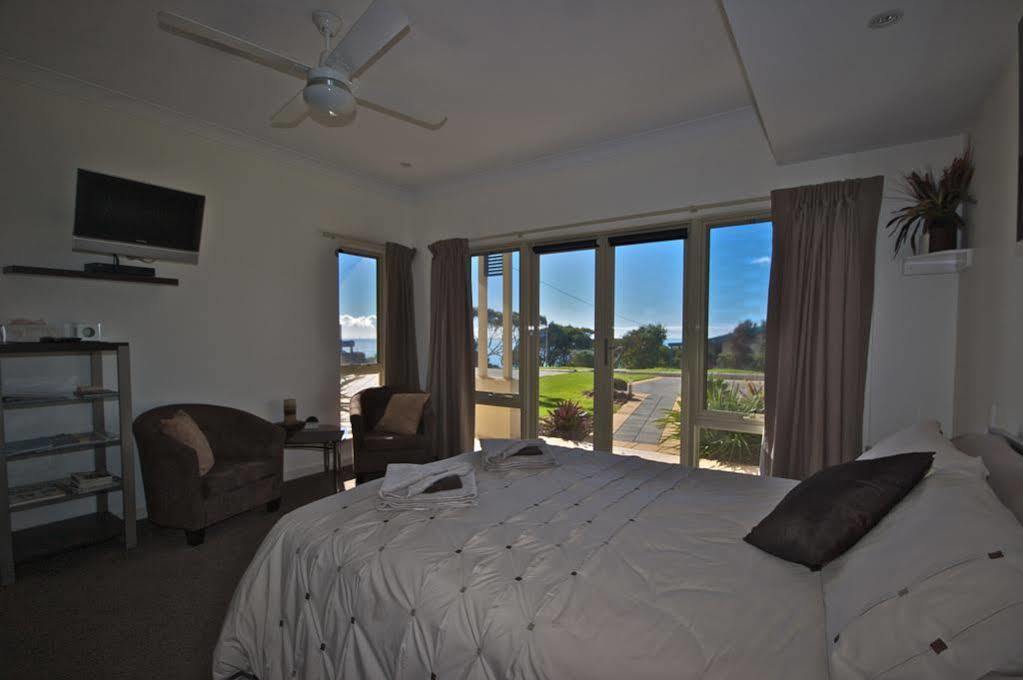 Searenity Holiday Accommodation Emu Bay Bagian luar foto